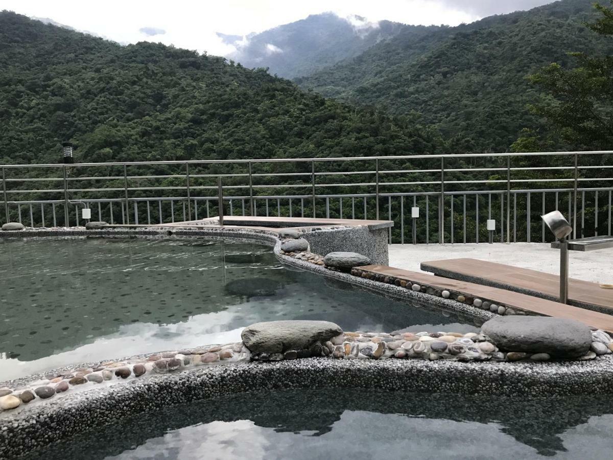 Chihpen Lucky Hot Spring B&B Wenquan Екстер'єр фото